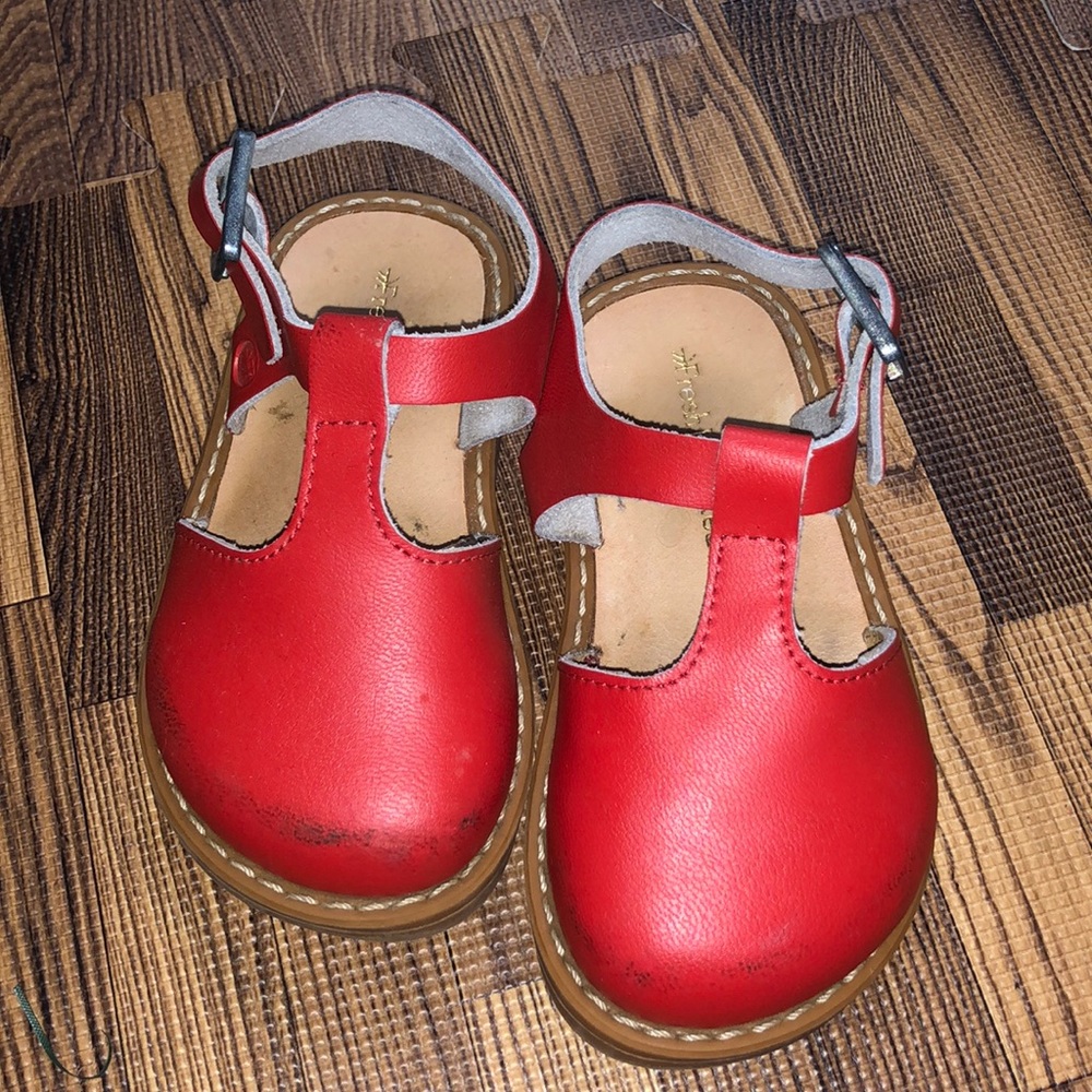 Freshly Picked cherry red clog/ Mary Jane style size 5